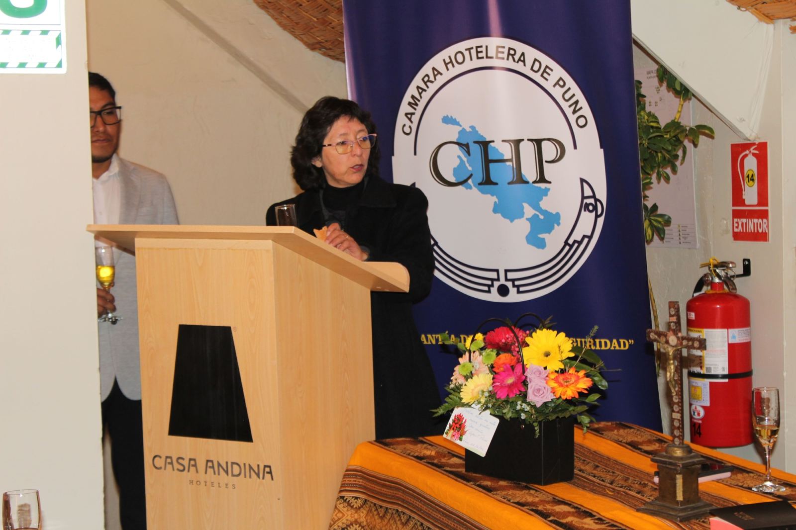 CÁMARA DE COMERCIO PARTICIPA EN LA JURAMENTACIÓN DE LA NUEVA JUNTA DIRECTIVA DE LA CÁMARA HOTELERA DE PUNO PARA EL PERIODO 2026-2028